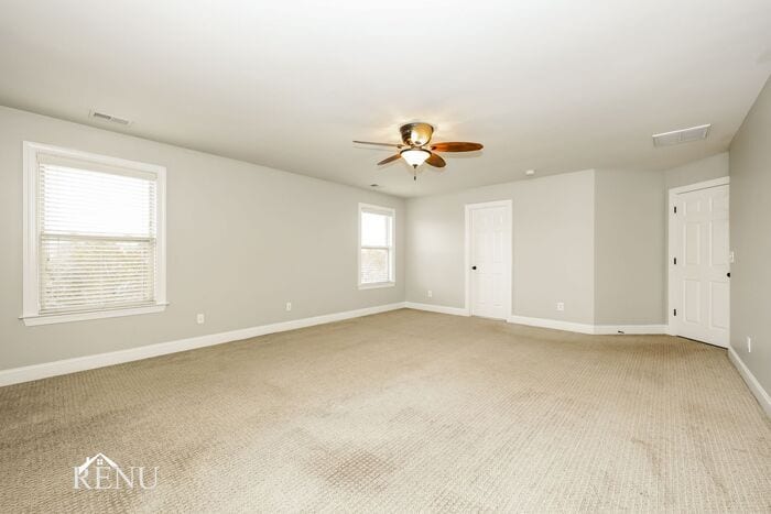 Building Photo - 1338 Sweetwater Dr