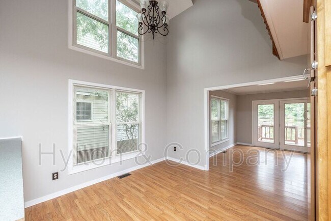 Building Photo - 7712 Breaker Point Ct