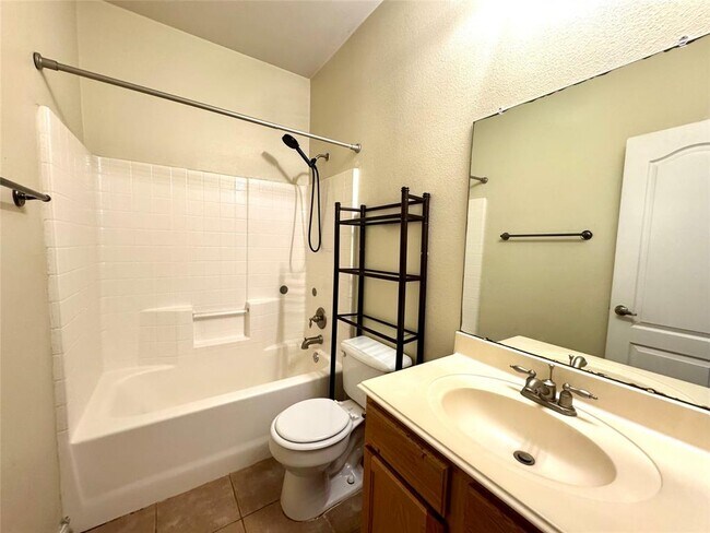 Building Photo - 4109 Hidden View Ct