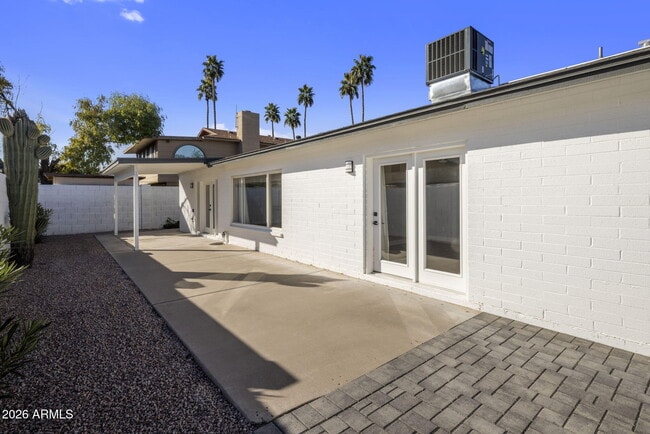 Building Photo - 7311 S McAllister Ave