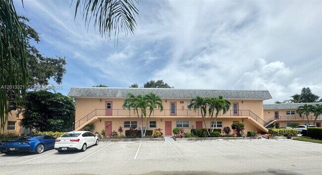 Building Photo - 2950 SE Ocean Blvd