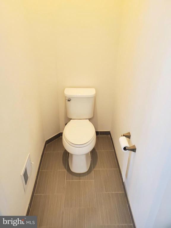 Building Photo - 42318 Benfold Square