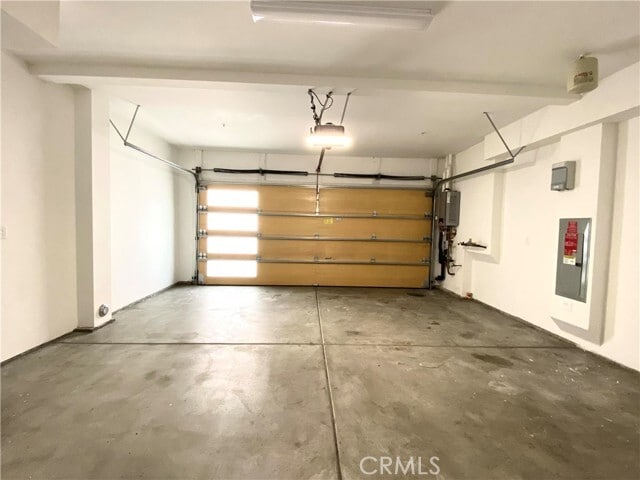 Building Photo - 1319 W Cara Dr