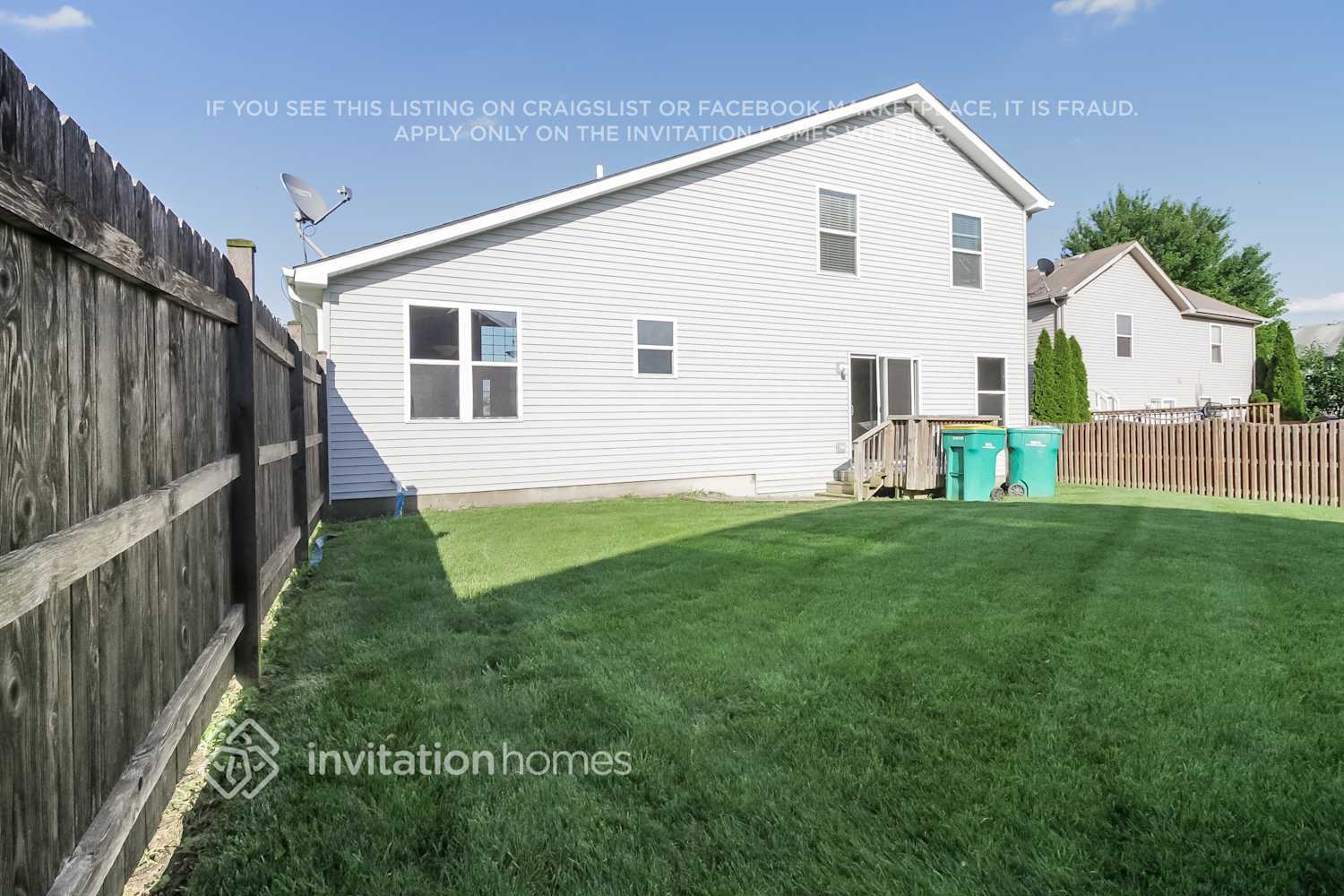 Building Photo - 1313 Lasser Dr
