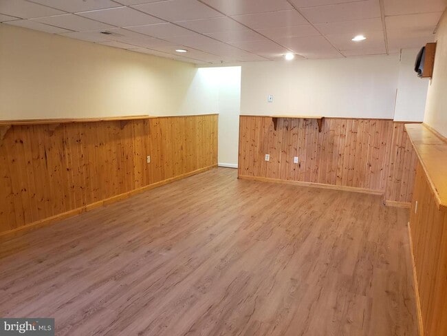 Building Photo - 18022 Royal Bonnet Cir