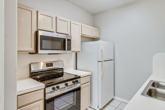 Building Photo - 13986 Fortuna Bay Dr