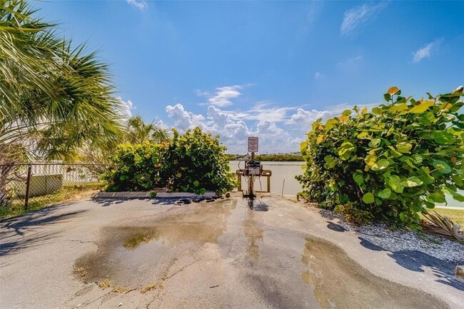 Building Photo - 1 Windrush Blvd