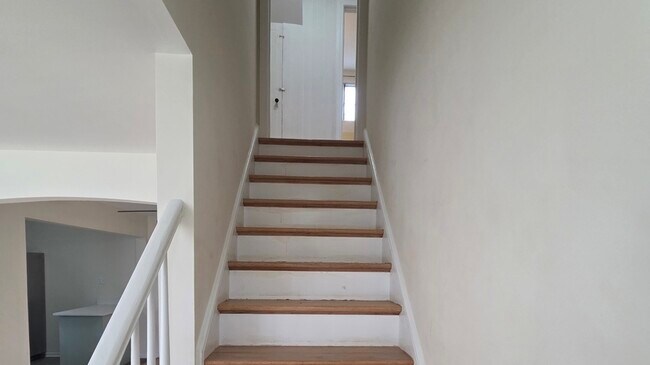 Building Photo - 2156 Downey Rd