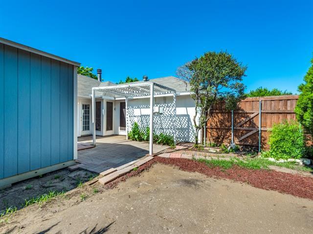 Building Photo - 1321 Flameleaf Dr