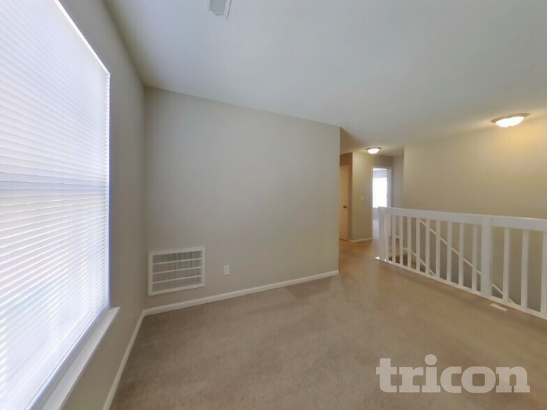 Building Photo - 7130 Sun Ct