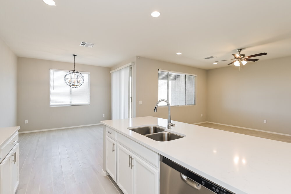 Building Photo - 13875 E Silver Pne Trl