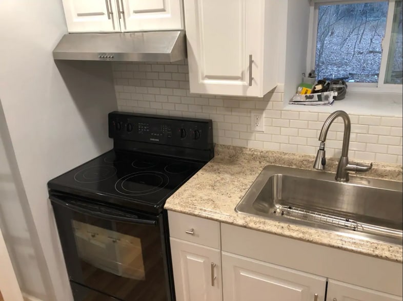 4C. Kitchen - 275 croton dam road