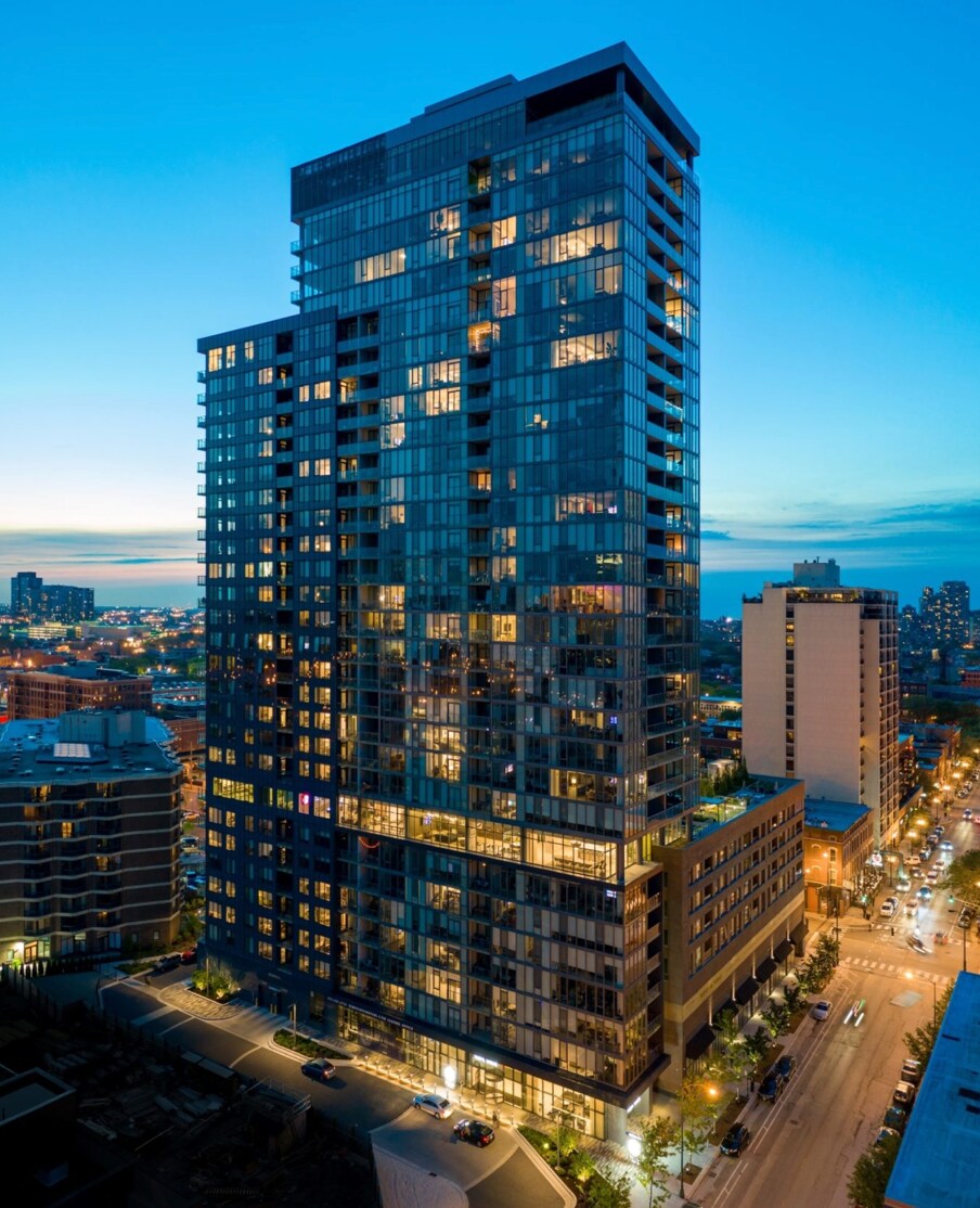 Building Photo - 1212 N Wells St