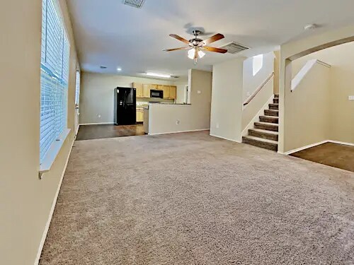 Building Photo - 9201 Shaded Pines Dr