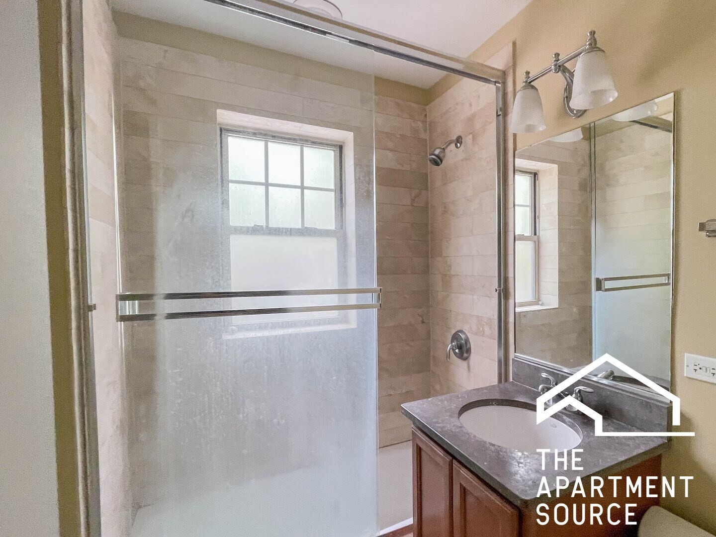 Building Photo - 3455 N Wolcott Ave