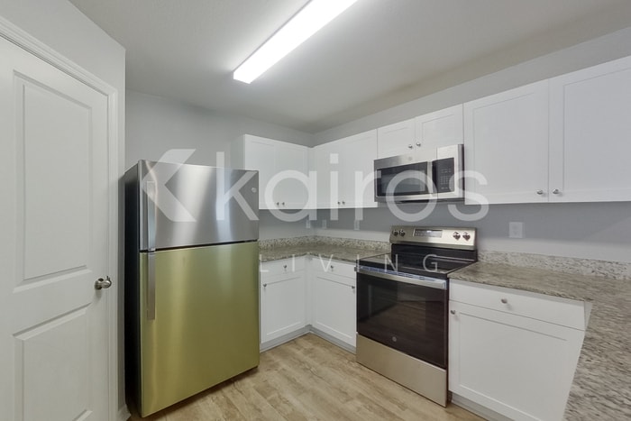 Building Photo - 2227 NW 11th Ct