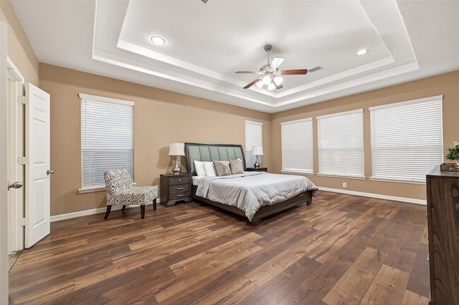 Building Photo - 21103 Falcon Creek Ct