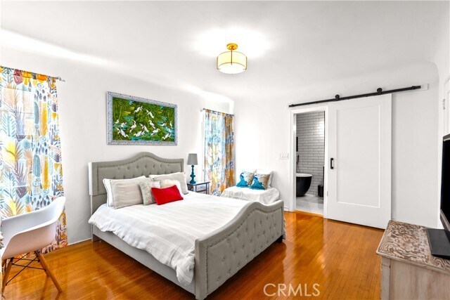 Building Photo - 9101 La Salle Ave