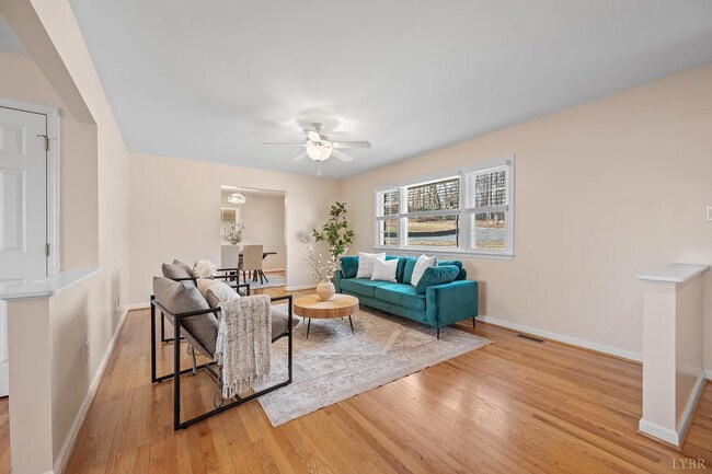 Building Photo - Beautiful Ranch In the Heart of Boonsboro Close to Shopping and Resturants