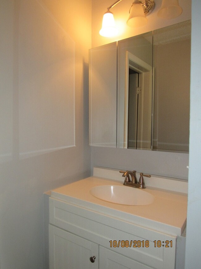 Building Photo - Beautiful Liberty Heights Area