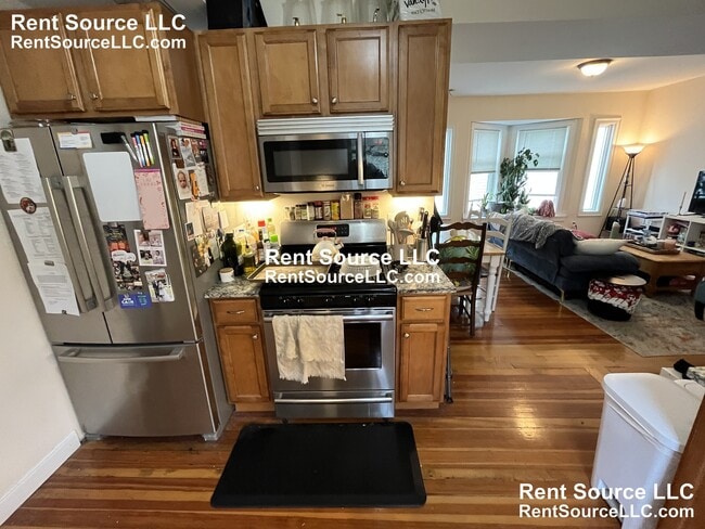 Building Photo - 23 Willard Ave