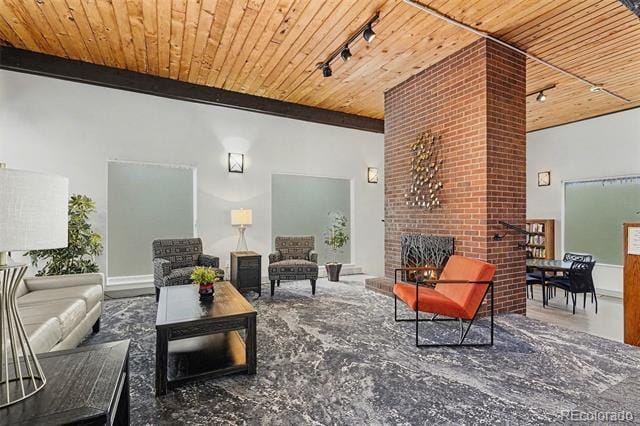 Building Photo - 3465 S Poplar St