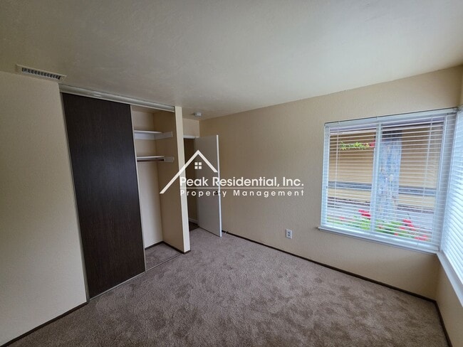 Building Photo - Wonderful 4bd/2ba Citrus Heights Home!