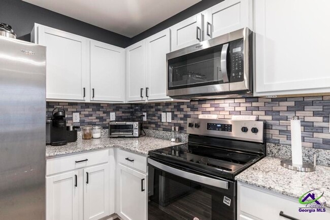 Building Photo - 409 Resting Fawn Pl