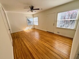 Building Photo - 839 21st St