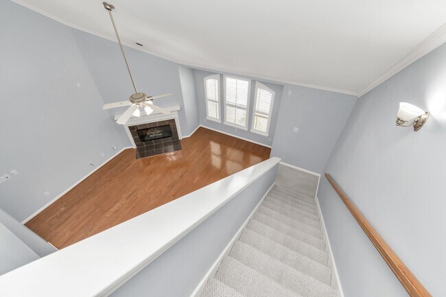 Building Photo - 2901 W Dallas St