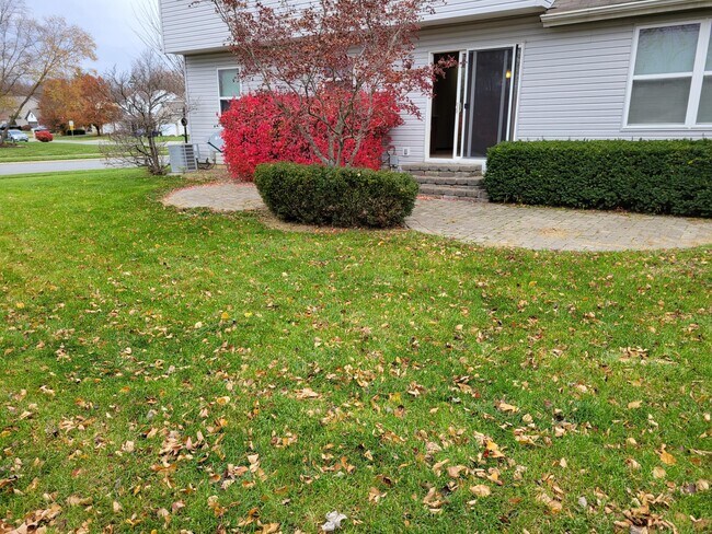 Building Photo - 2843 Minuteman Ct