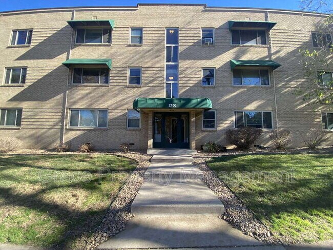 Building Photo - 2100 Franklin St