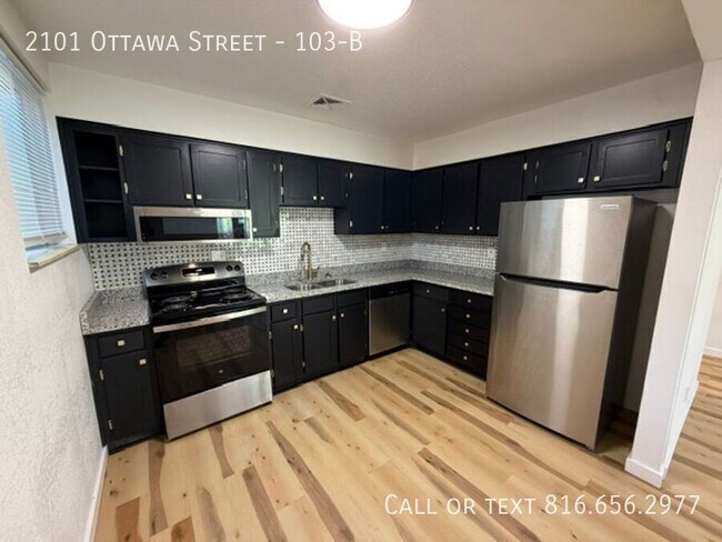 Building Photo - 2101 Ottawa St