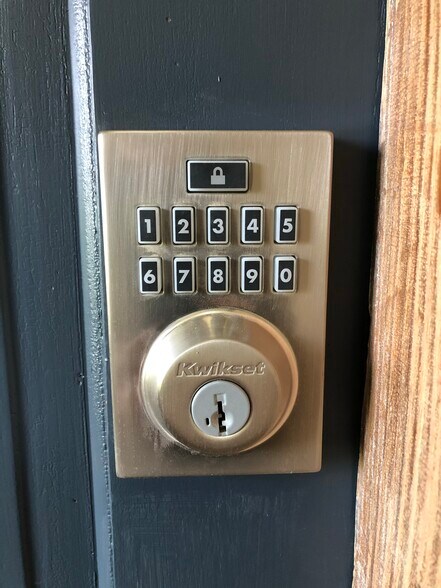 personal entry code - 4210 Langland St