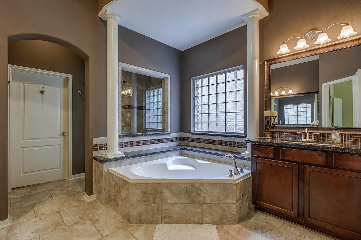 Building Photo - 5934 Beeston Hall Ct