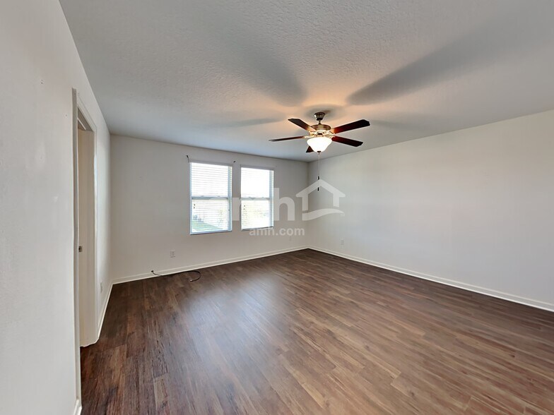 Building Photo - 4761 Osprey Way