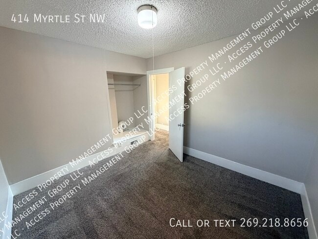 Building Photo - 414 Myrtle St NW