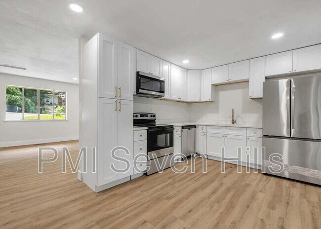 Building Photo - 4116 Tara Dr