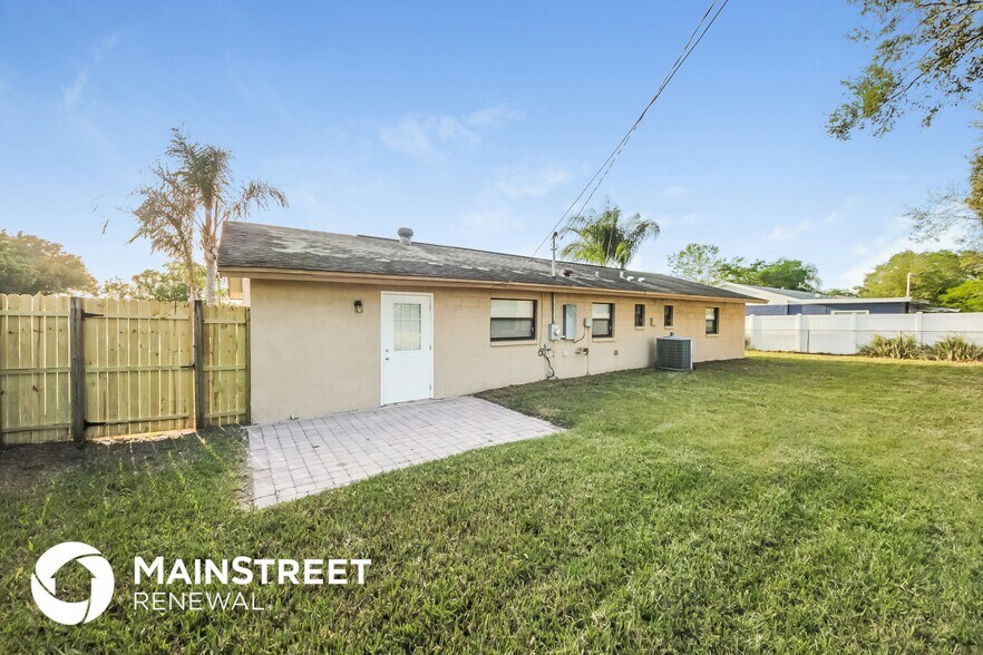 Building Photo - 1837 Garwood Dr