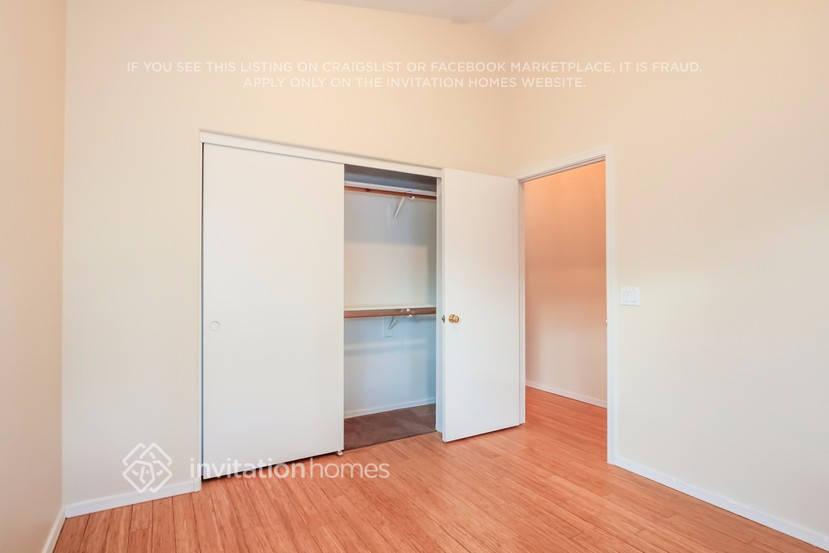 Building Photo - 14850 W Caribbean Ln