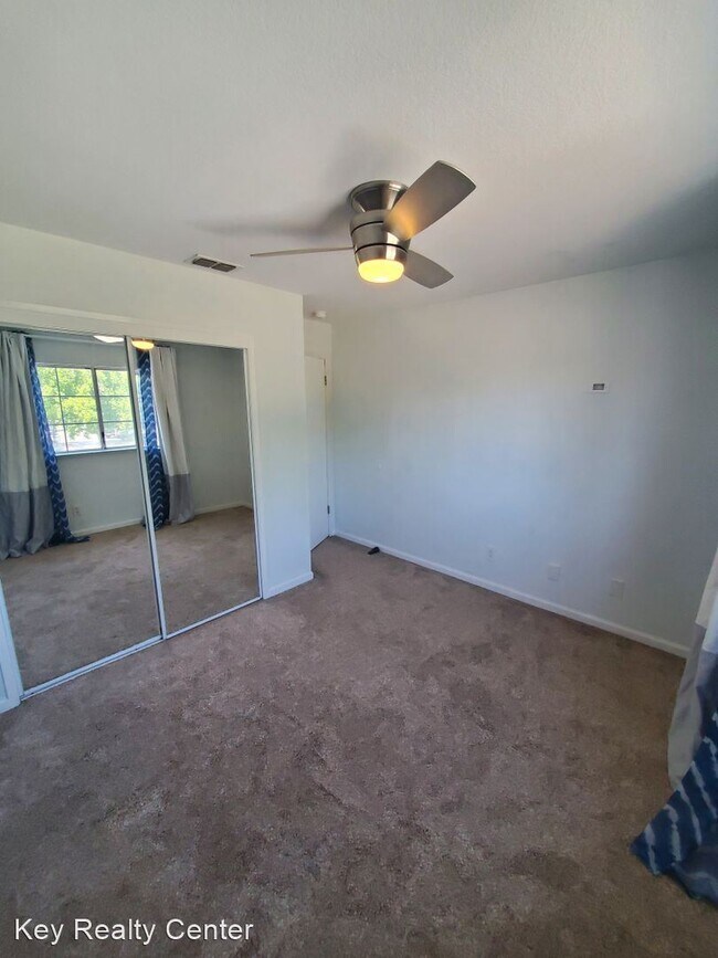 Building Photo - 3 br, 2.5 bath House - 8700 Brittany Park ...