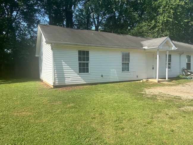 Building Photo - 1107 Riviera Dr