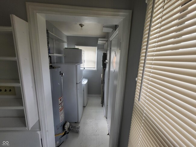 Building Photo - 1714 N Euclid Ave