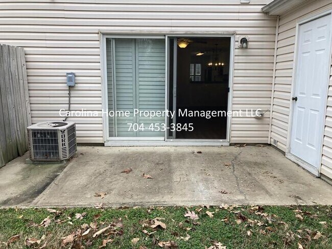 Building Photo - 7487 Pilot Cove Ct