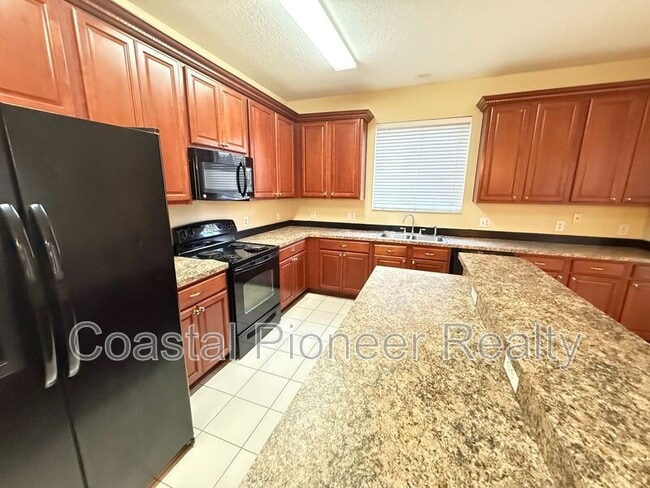 Building Photo - 10337 Stratford Pointe Ave