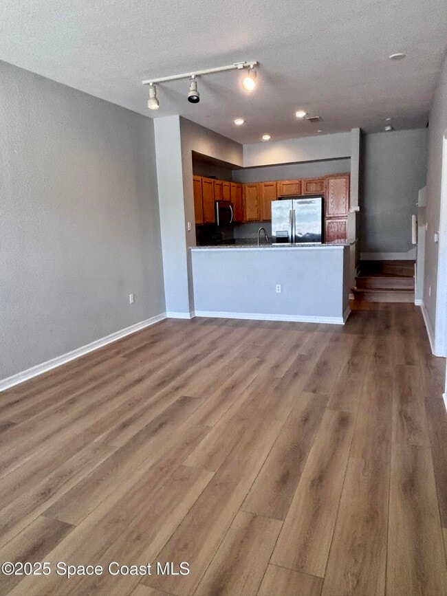 Building Photo - 100 Colibri Way