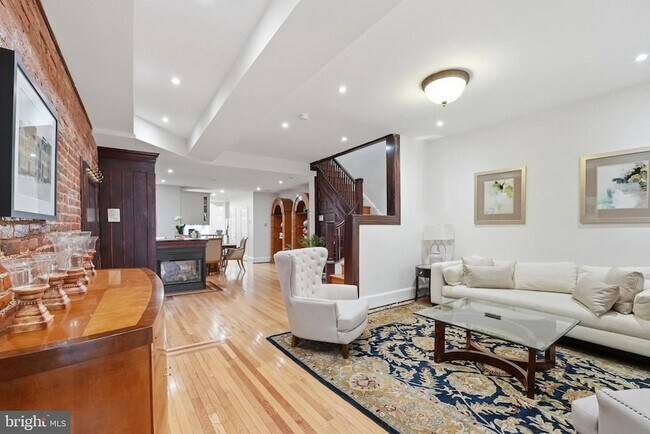 Building Photo - 56 Adams St NW