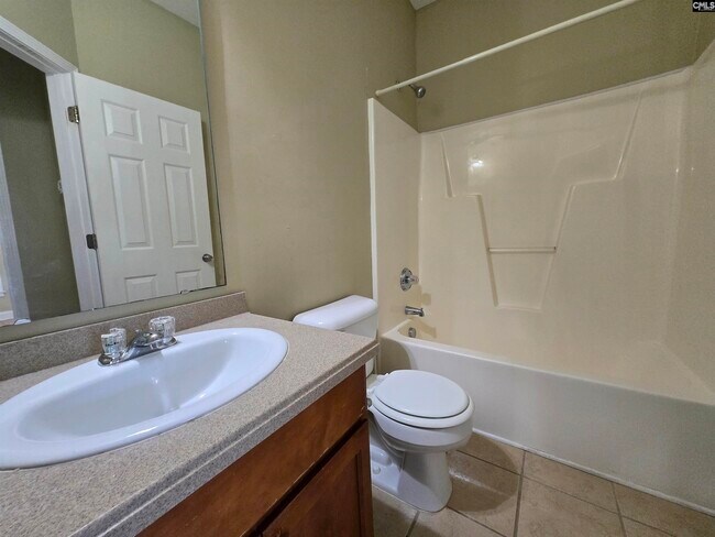 Building Photo - 301 Long Pointe Ln