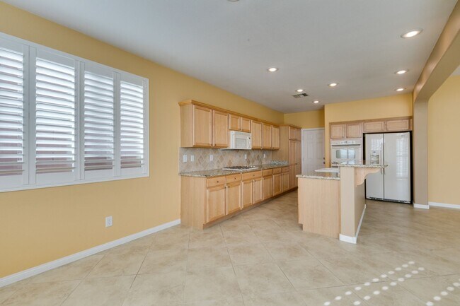 Building Photo - Beautiful Single-Story, 3 Bedroom Home on a Premium Corner Lot in NW!