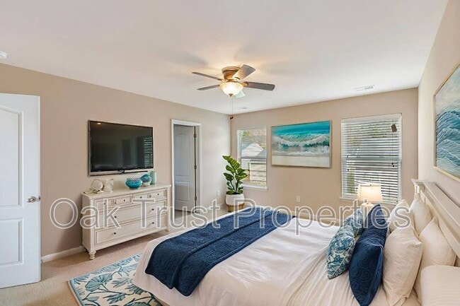 Building Photo - 114 Tyger St